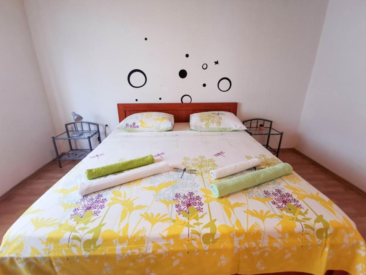 Turina Apartments Makarska Eksteriør bilde