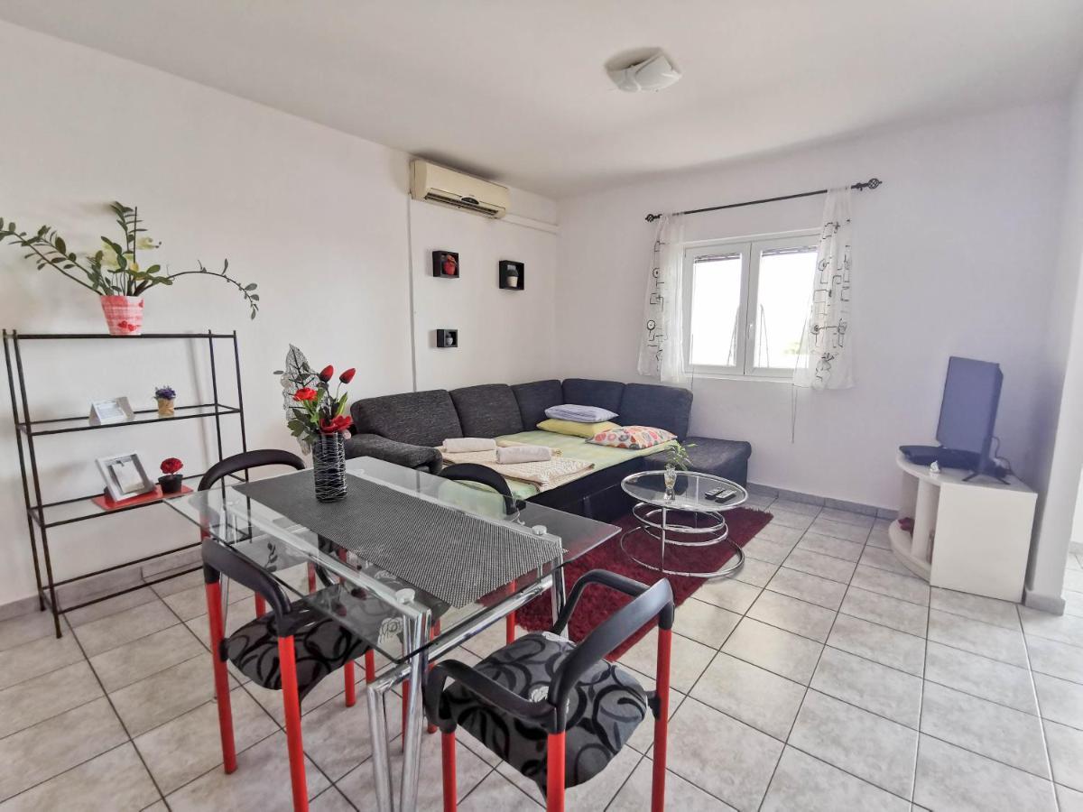 Turina Apartments Makarska Eksteriør bilde