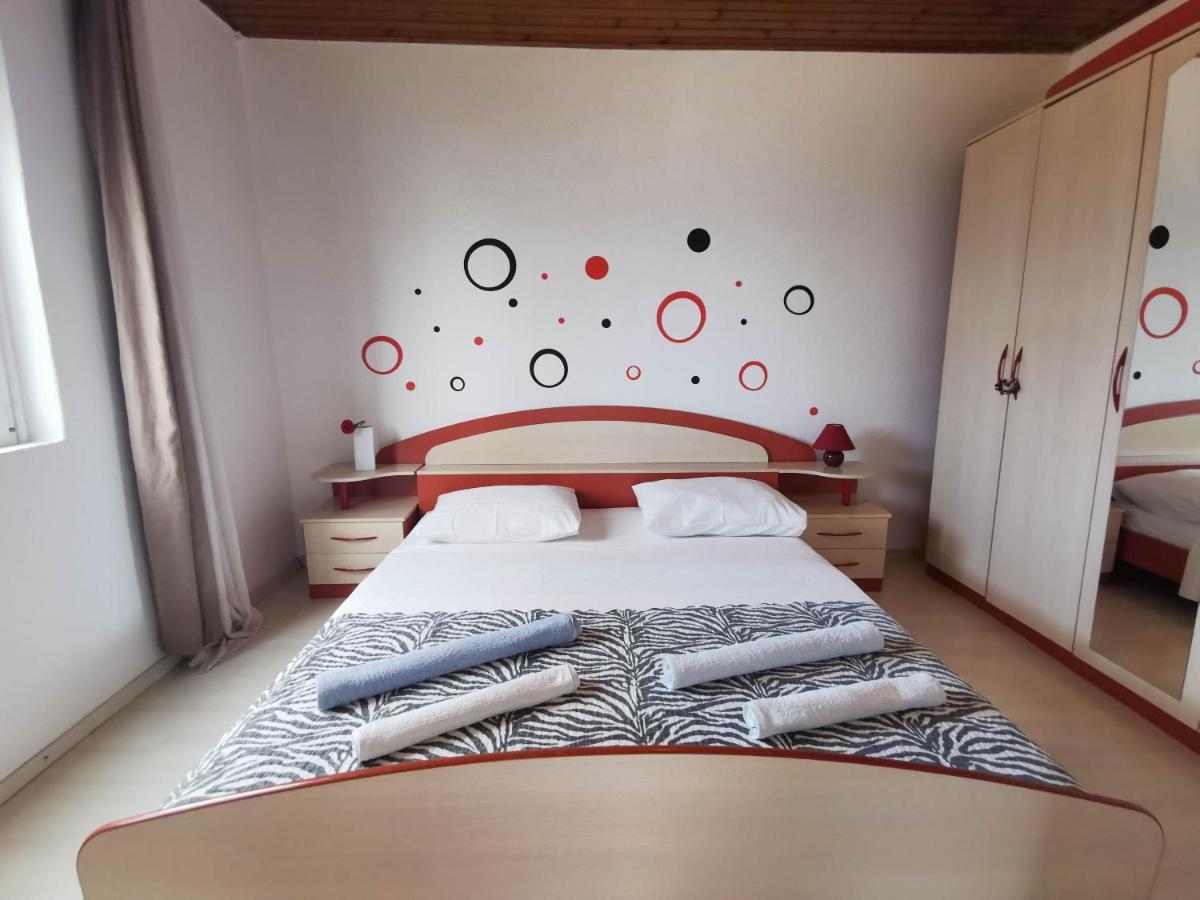 Turina Apartments Makarska Eksteriør bilde
