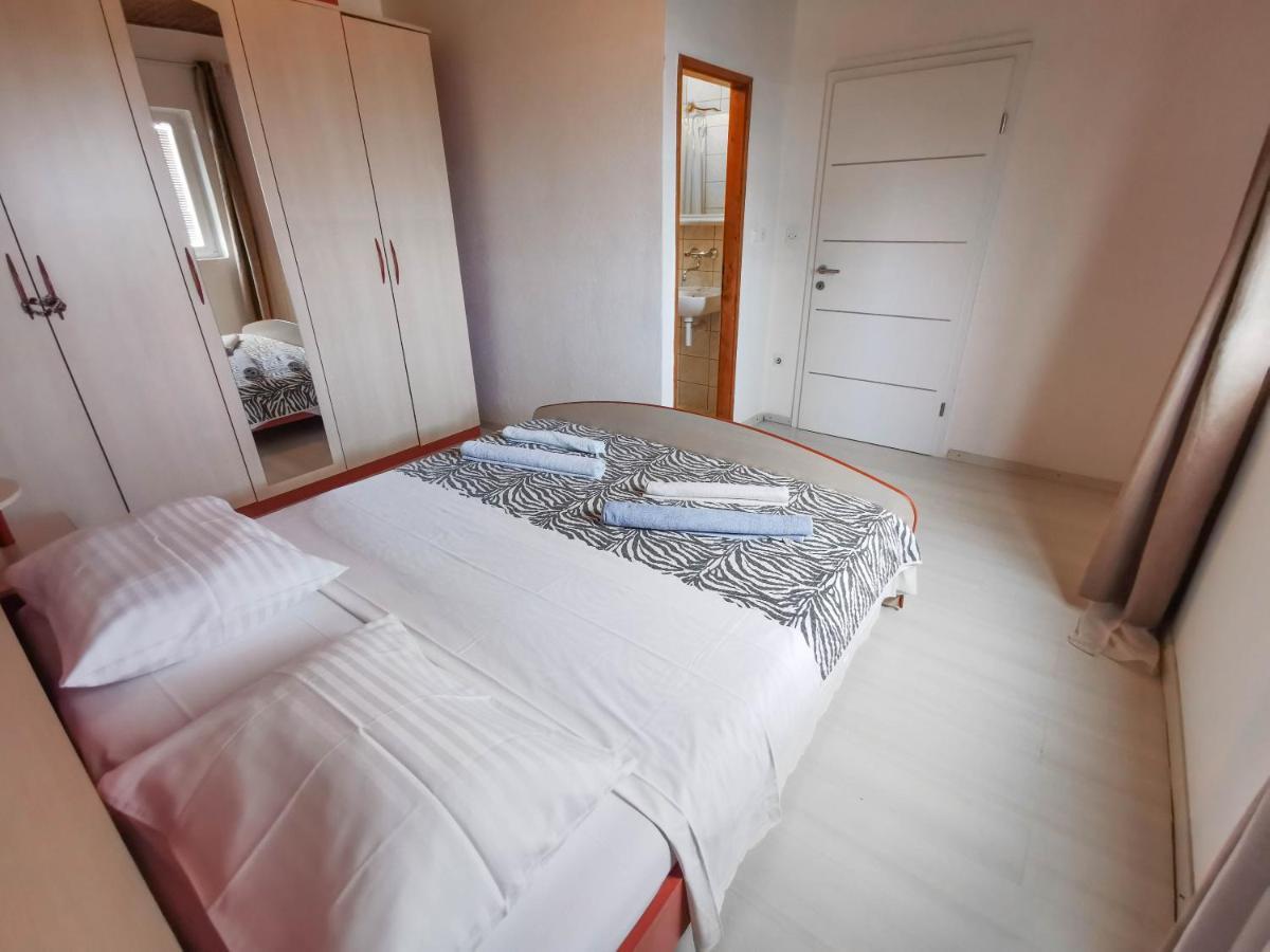 Turina Apartments Makarska Eksteriør bilde